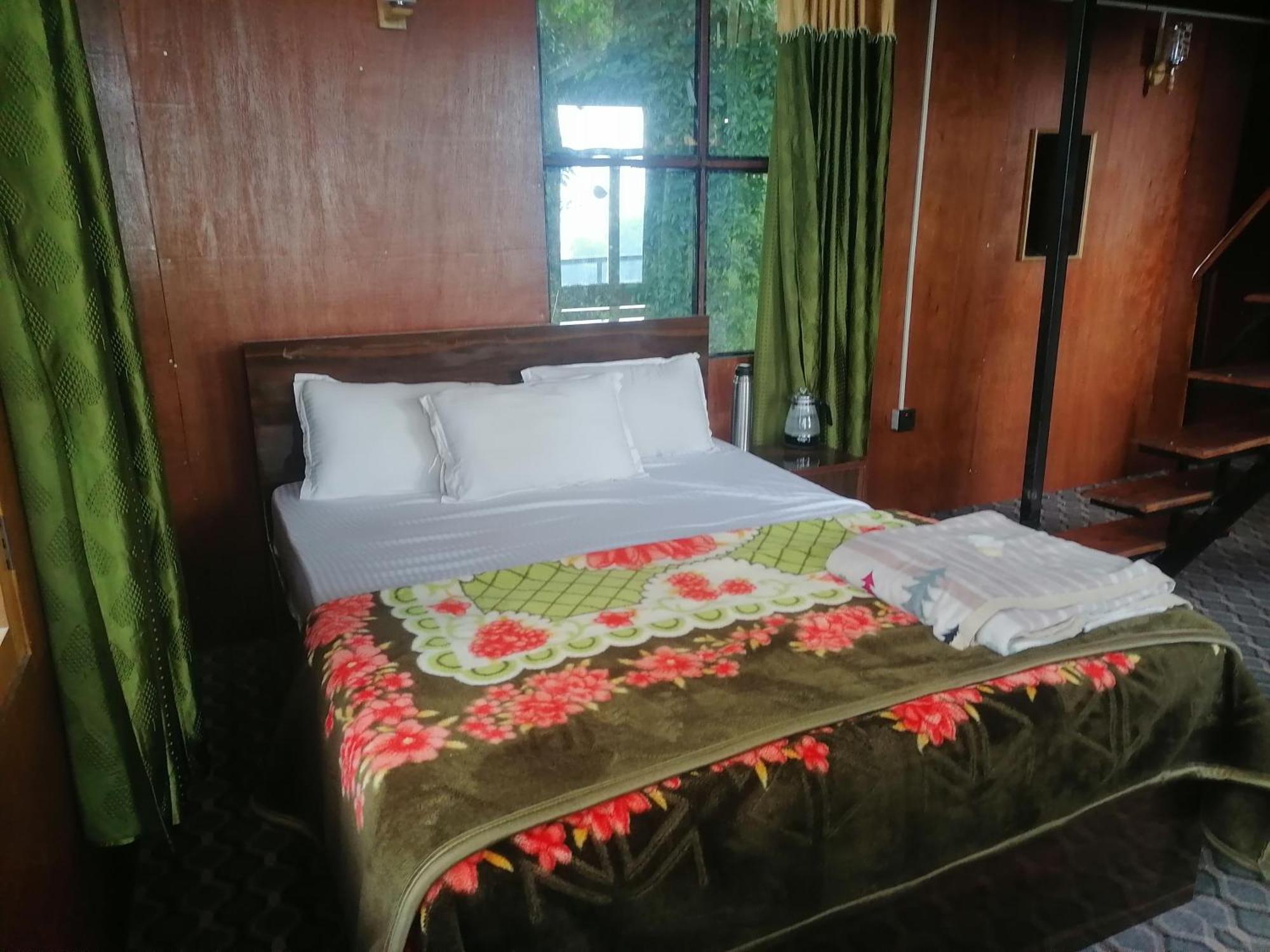 Jungle Crown Organic Homestay Nagarkot Chambre photo
